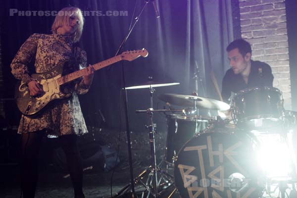 THE JOY FORMIDABLE - 2009-01-15 - PARIS - La Maroquinerie - Rhiannon Bryan - Matt Thomas